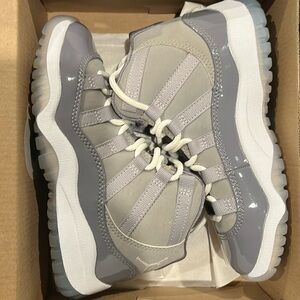 Jordan 11 Retro (PS) Size 12C Cool Gray
